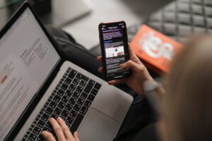 Inspirieren und beeinflussen mit dem Instagram-Bildunterschriften-Generator von Simplified