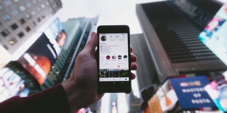 How to create a 2022 summary on Instagram