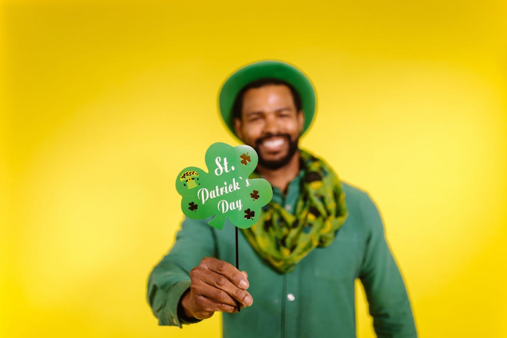 7 niesamowitych pomysłów marketingowych na dzień św. Patryka, aby się wyróżnić St patricks day marketing ideas scaled