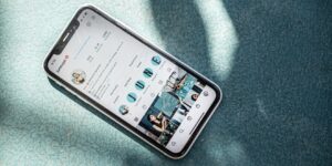 How to anonymously view stories on Instagram