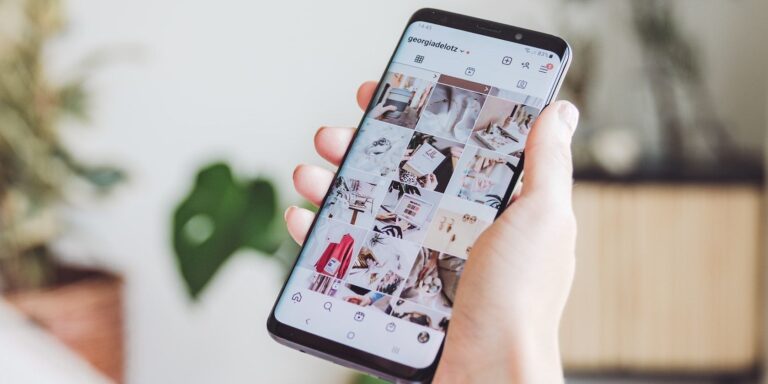 How to pin multiple posts on Instagram to your profile