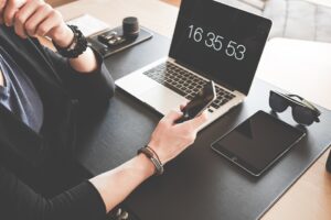 Czy przywrócenie ustawień fabrycznych iPhone'a wpływa na Twoje konto iCloud?