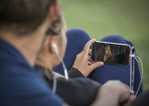 Wie Sie auf YouTube Geld verdienen können - für die Monetarisierung Ihres Videokanals