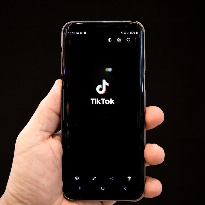 Poradnik dla początkujących: Jak zacząć zarabiać na TikTok?