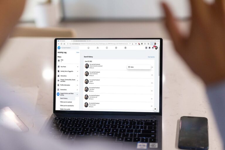 Cómo eliminar tu registro de actividad de Facebook