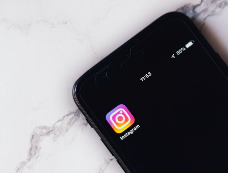 Cómo activar el modo oscuro en Instagram