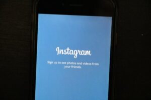 Wie man sich über Facebook bei Instagram anmeldet