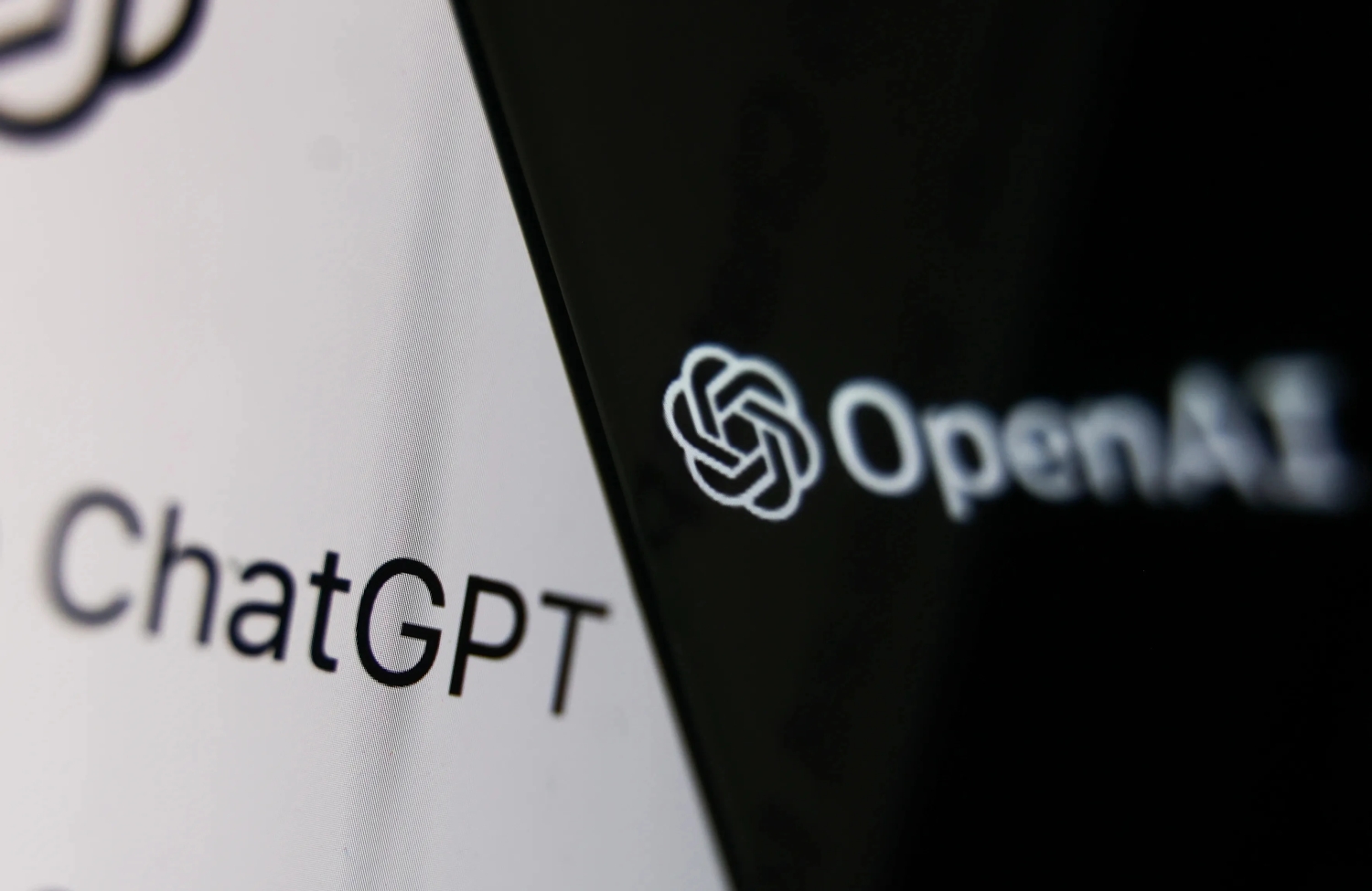 Chatgpt and openai logos 1500.jpg64690eff075e8 Microsoft uruchomi ChatGPT 4 z filmami AI w przyszłym tygodniu. Chatgpt and openai logos 1500.jpg64690eff075e8
